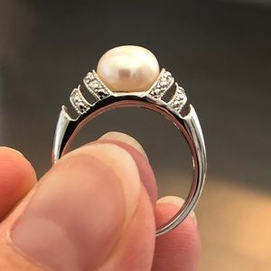 Pearl and diamond ring NIB